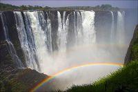 din natura - curcubeu-lunar-cascada-victoria.jpg